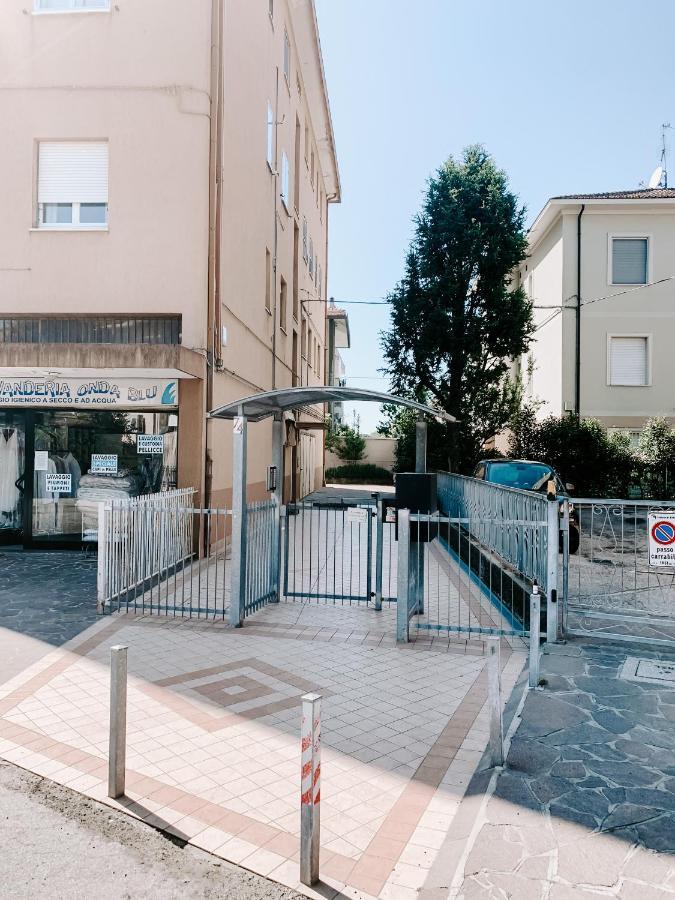 Appartamento Dario Campana 74 - Affitti Brevi Italia ريميني المظهر الخارجي الصورة